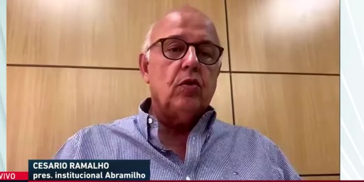 Abramilho analisa cenário de abastecimento de fertilizantes em meio à guerra no Leste Europeu