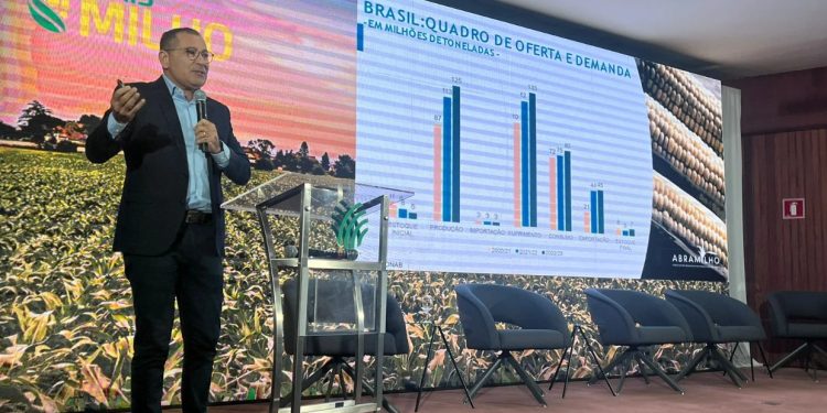 Segunda safra do milho deixa de ser “safrinha” e deve bater recorde de produção em 2023