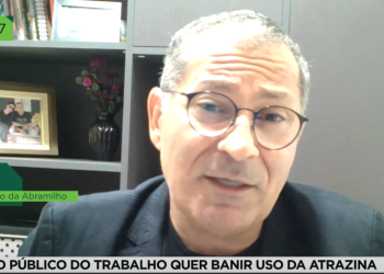 Abramilho participa de ação para evitar banimento de atrazina no Brasil