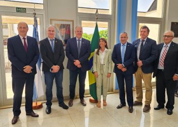 Abramilho recebe delegação argentina para apresentar entidade e mercado brasileiro do milho