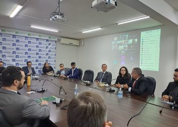 Abramilho participa de reunião com o Embaixador Fernando Pimentel